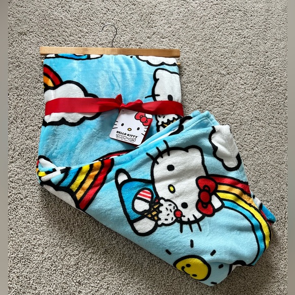 Hello Kitty Other - Hello Kitty Rainbow Blanket